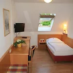 Restaurant Haus Odendahl Otel