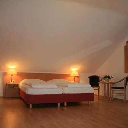 Restaurant Haus Odendahl ホテル