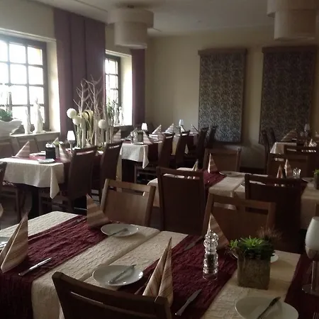 Restaurant Haus Odendahl ホテル 3*