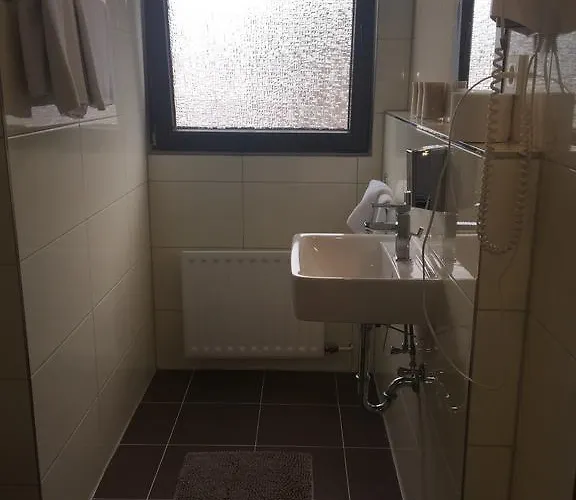 Restaurant Haus Odendahl 3* קלן